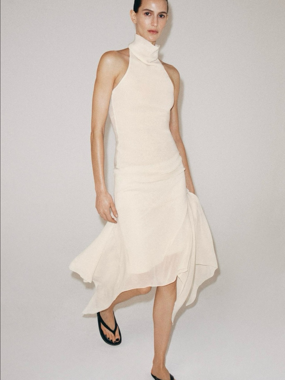 BNWT Zara Cream Asymmetric Flowy Skirt